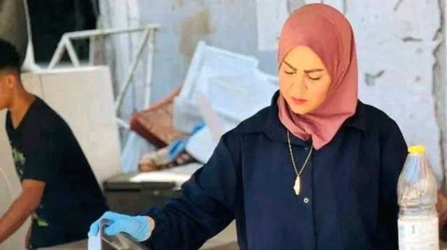 شيف فلسطينية تتحدى ظروف الحرب وتفتتح مطعما وسط الركام (شاهد)