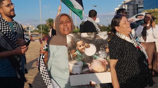 لليوم السادس.. تواصل الاعتصام قبالة السفارة الأمريكية بتونس نصرة لغزة (شاهد)