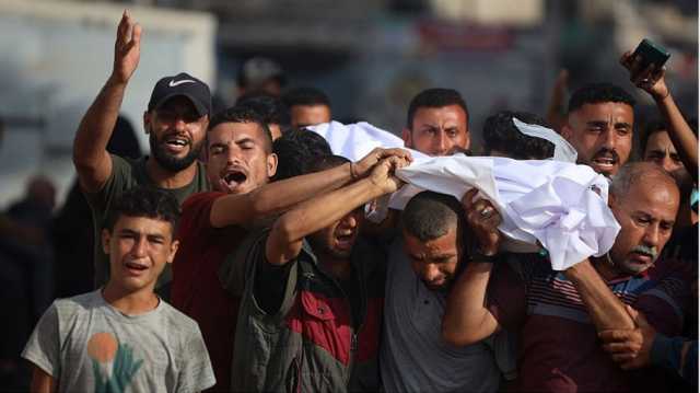قصف المدارس والخيام.. الاحتلال الإسرائيلي يواصل إبادة العائلات في غزة