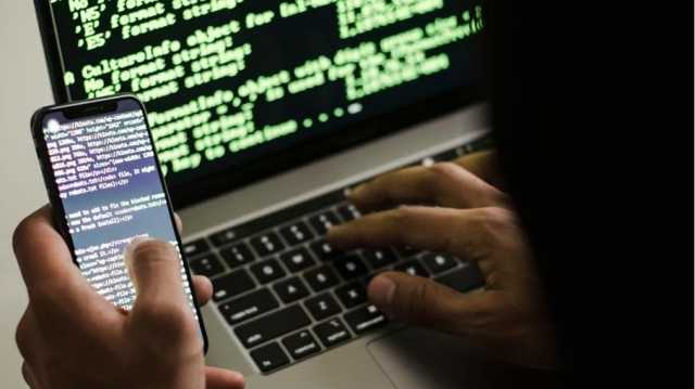 خبير أمني إسرائيلي يحذر من مواصلة الإسرائيليين لـخيانة بلادهم