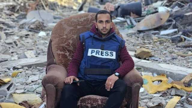 تشييع جثامين 6 صحفيين في غزة بينهم أنس الشريف ومحمد قريقع (شاهد)