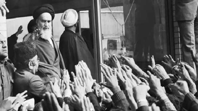 الثورة الإيرانية.. إعادة صياغة الإسلام السياسي في القرن العشرين (1)