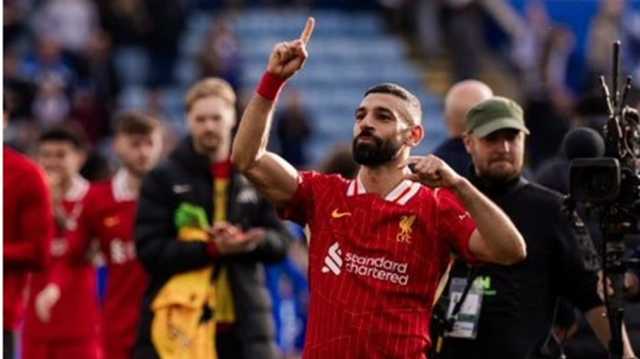 صلاح يتلقى عرضا يصعب رفضه.. هل يغادر ليفربول رغم تجديد عقده؟