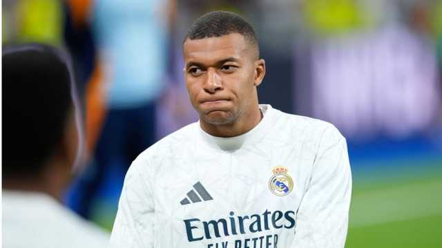 ريال مدريد يعلن إصابة نجمه كليان مبابي