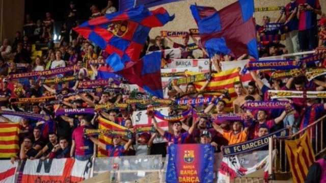 يويفا يعاقب نادي برشلونة بسبب جماهيره