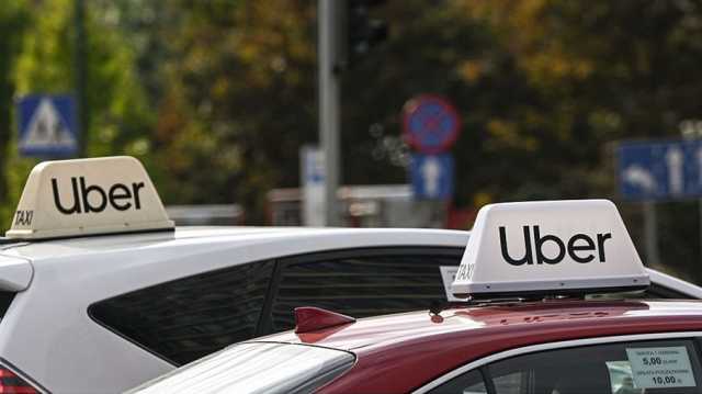 عارضة أزياء من تورنتو تتهم سائق أوبر بـطردها لأنها يهودية