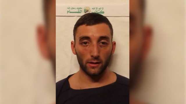 عائلة أسير بغزة تلقت تحذيرا من استخبارات الاحتلال على حياته.. ووالدته تهاجم نتنياهو