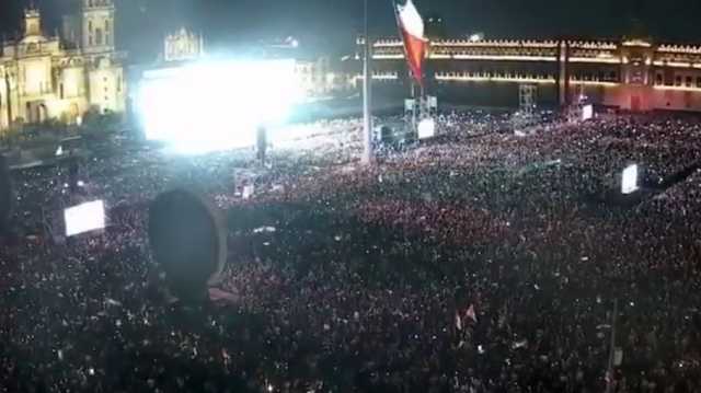تظاهرة ضخمة في المكسيك للمطالبة بوقف الإبادة الجماعية في غزة (شاهد)