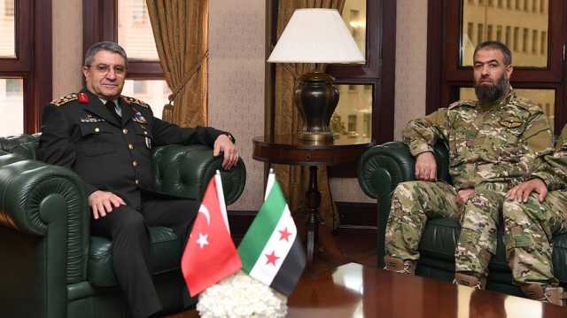 رئيس الأركان التركي يستقبل قائد القوات الجوية السوري في أنقرة