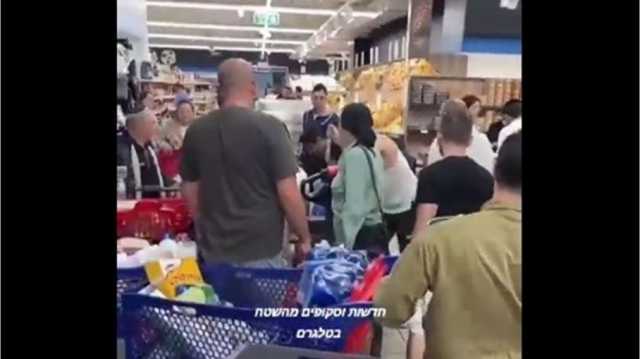هلع في متاجر الاحتلال بعد دعوة المستوطنين لدخول الملاجئ (فيديو)
