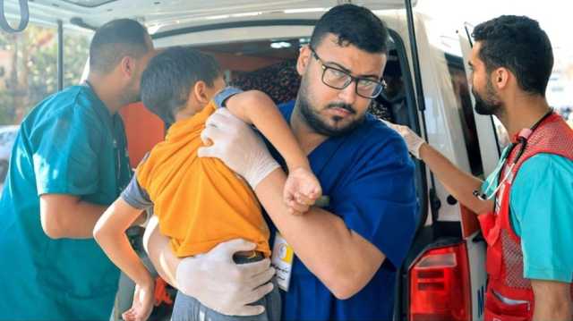 الاحتلال يدمر ويهدد المستشفيات في قطاع غزة.. ومناشدات بحماية المنشآت الصحية