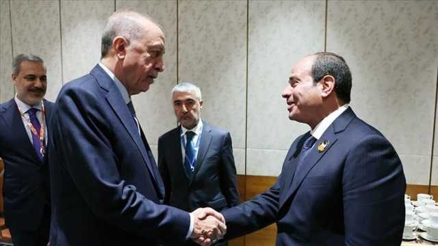 بدء توافد قادة الدول للمشاركة في قمة القاهرة.. وأردوغان يهاتف السيسي