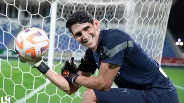 بونو يثير إعجاب جمهور الهلال بتصريح مثير عن حفل الكرة الذهبية