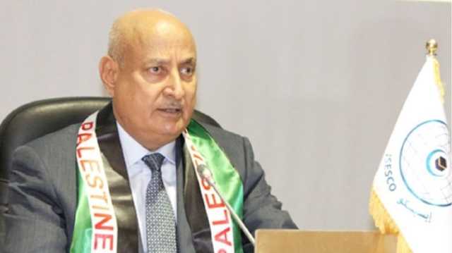 شخصية سعودية كبيرة تهاجم المتصهينين.. وتعليقات تشيد