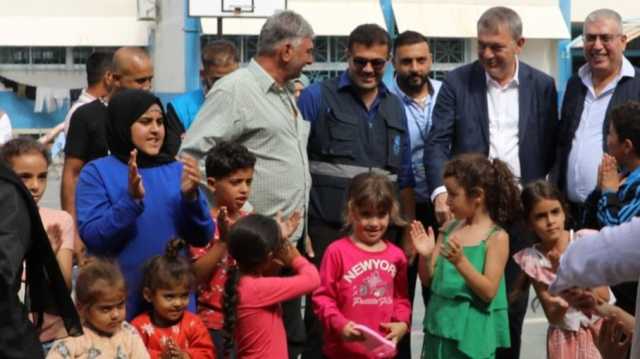 الاحتلال يرفض طلب الأونروا لإجلاء مصابين عالقين تحت الأنقاض بغزة