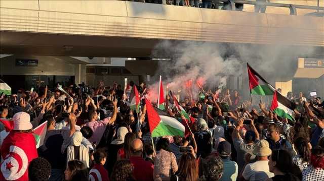 وصول 10 من نشطاء أسطول الصمود إلى تونس.. هذا ما قالوه