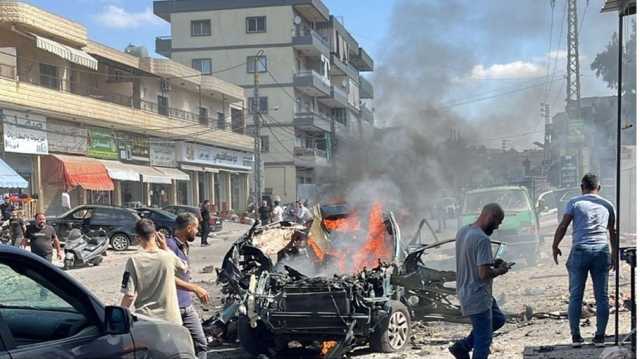 الاحتلال يواصل خرق الهدنة في لبنان.. شهيدان في غارة على النبطية (شاهد)