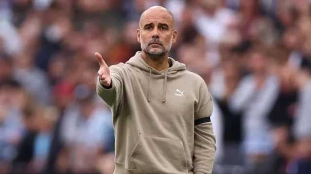 غوارديولا يحقق رقما قياسيا جديدا بالدوري الإنجليزي