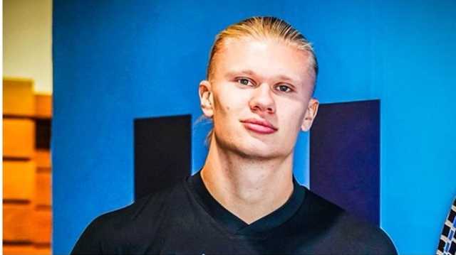 هالاند يُتوج بجائزة لاعب الشهر في الدوري الإنجليزي الممتاز