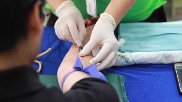 ينتشر بسرعة ولا علاج مخصصا له.. تحذيرات من انتشار نوروفيروس في الولايات المتحدة