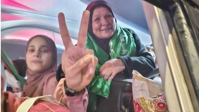 أسيرات محررات يوجهن رسائل للمقاومة وأطفال غزة (شاهد)