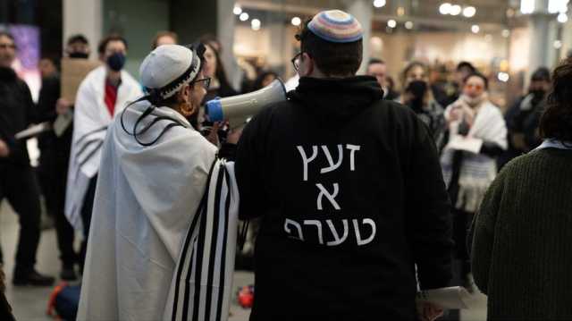 يهود مناهضون للصهيونية يقودون صلاة صباحية دعمًا لفلسطين ببريطانيا