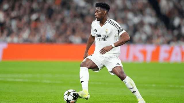 الإصابة تبعد تشواميني عن ريال مدريد ومنتخب فرنسا