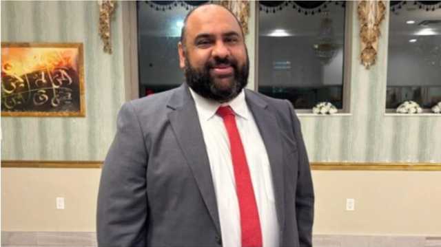 من هو علي نجمي صديق ممداني ومهندس وصوله إلى عمدة نيويورك؟