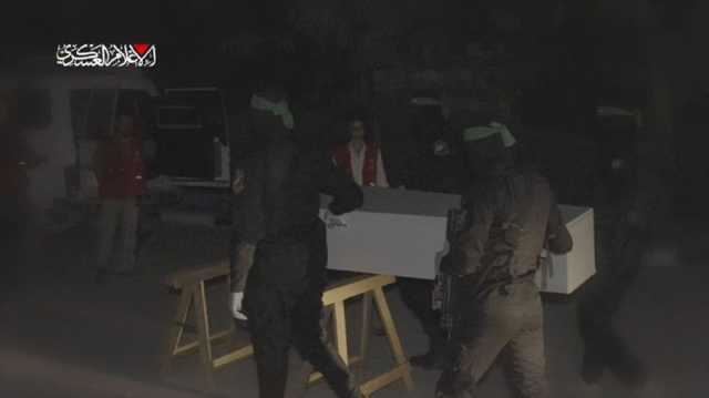 القسام توقع الاحتلال في فخ تضليلي أثناء تسليم جثث الأسرى (شاهد)