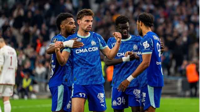مارسيليا يضرب بريست بثلاثية ويعتلي صدارة الدوري الفرنسي مؤقتا