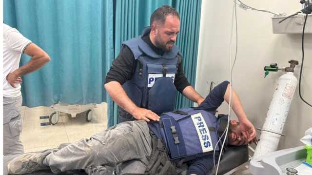 إصابة مسعفين وصحفيين في هجوم لمستوطنين جنوب نابلس (شاهد)