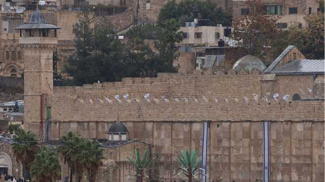 الاحتلال يواصل إغلاق المسجد الإبراهيمي للاحتفال بعيد سارة اليهودي