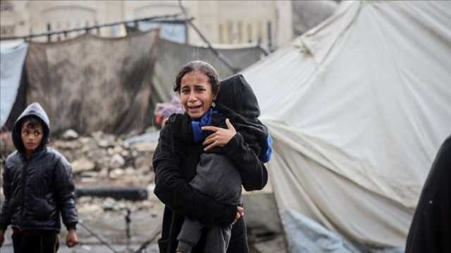 منخفض جوي يفاقم كارثة النزوح في غزة.. والأونروا تحذر من تداعيات كارثية (شاهد)