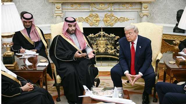 ترامب يمازح رونالدو خلال حفل عشاء رسمي لولي العهد السعودي.. ماذا قال؟