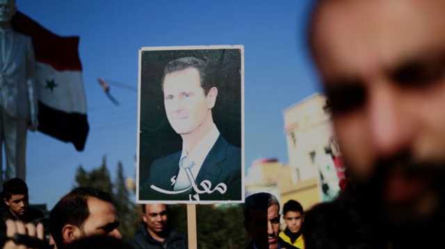 جدل بعد تسريب يظهر سخرية الأسد ولونا الشبل من وجه بوتين