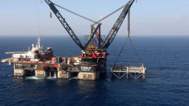 دبلوماسي إسرائيلي يستعرض بدائل وخيارات الاحتلال في مجال الطاقة والغاز