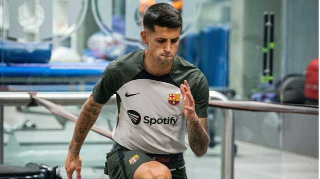 برشلونة يخسر جهود نجمه البرتغالي كانسيلو في كأس السوبر