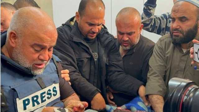 الاحتلال يتهم الصحفيين الدحدوح وثريا بـالإرهاب لتبرير اغتيالهما