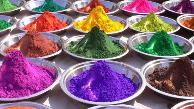 أمريكا تحظر استخدام صبغة حمراء مسرطنة.. تستخدم في 3 آلاف منتج غذائي