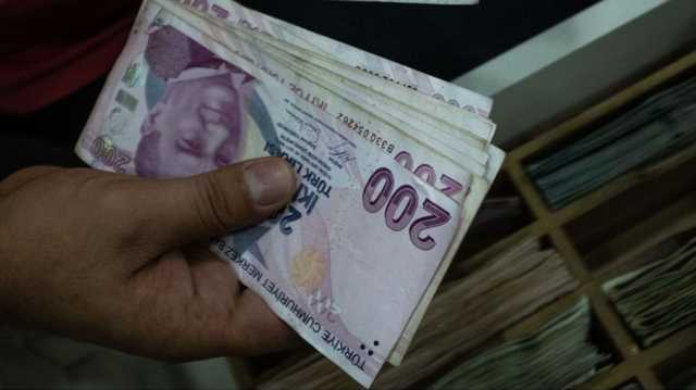 المركزي التركي يتخذ قرارات لافتة.. وتراجع جديد لليرة أمام الدولار