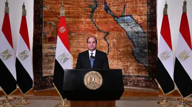 في يوم التنصيب.. كيف خالف السيسي الدستور المصري؟