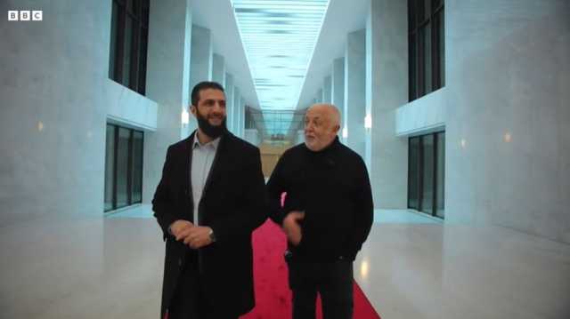 الشرع يتحدث عن تعليم النساء واستهلاك الخمور في سوريا الجديدة (شاهد)