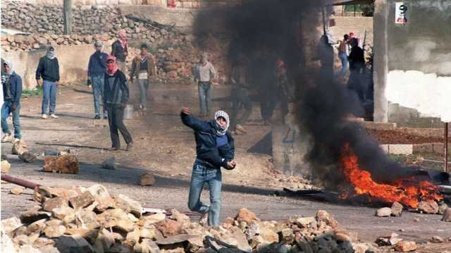 38 عاما على انتفاضة الحجارة.. كيف تحولت جنازة إلى ثورة عارمة بفلسطين؟ (شاهد)