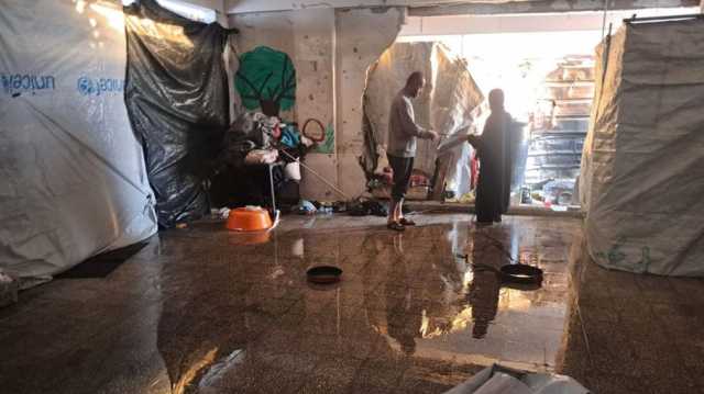 دفاع مدني غزة يتحدث عن وضع كارثي للنازحين بفعل المنخفض.. ألف نداء استغاثة