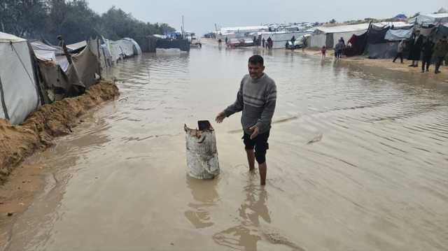 وفيات بينها أطفال نتيجة المنخفض الجوي في غزة وحصار الاحتلال