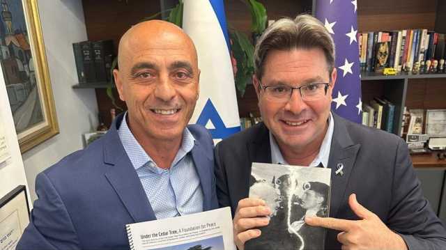 ضابط في جيش لحد يكشف عن علاقات سرية بين إسرائيل والمليشيات في لبنان