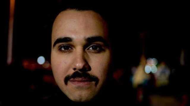 كاتب مصري يتبرع بثمن جائزة ساويرس لروايته الفائزة إلى غزة