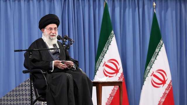خامنئي مهاجما التطبيع مع الاحتلال.. من يراهن عليه سيخسر