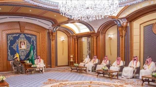 زيلينسكي يصل السعودية للقاء ولي العهد محمد بن سلمان