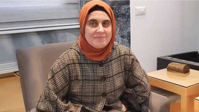 فقدان الاتصال بالطبيبة العسولي بعد رفضها الخروج من مجمع ناصر.. قلق واسع (شاهد)